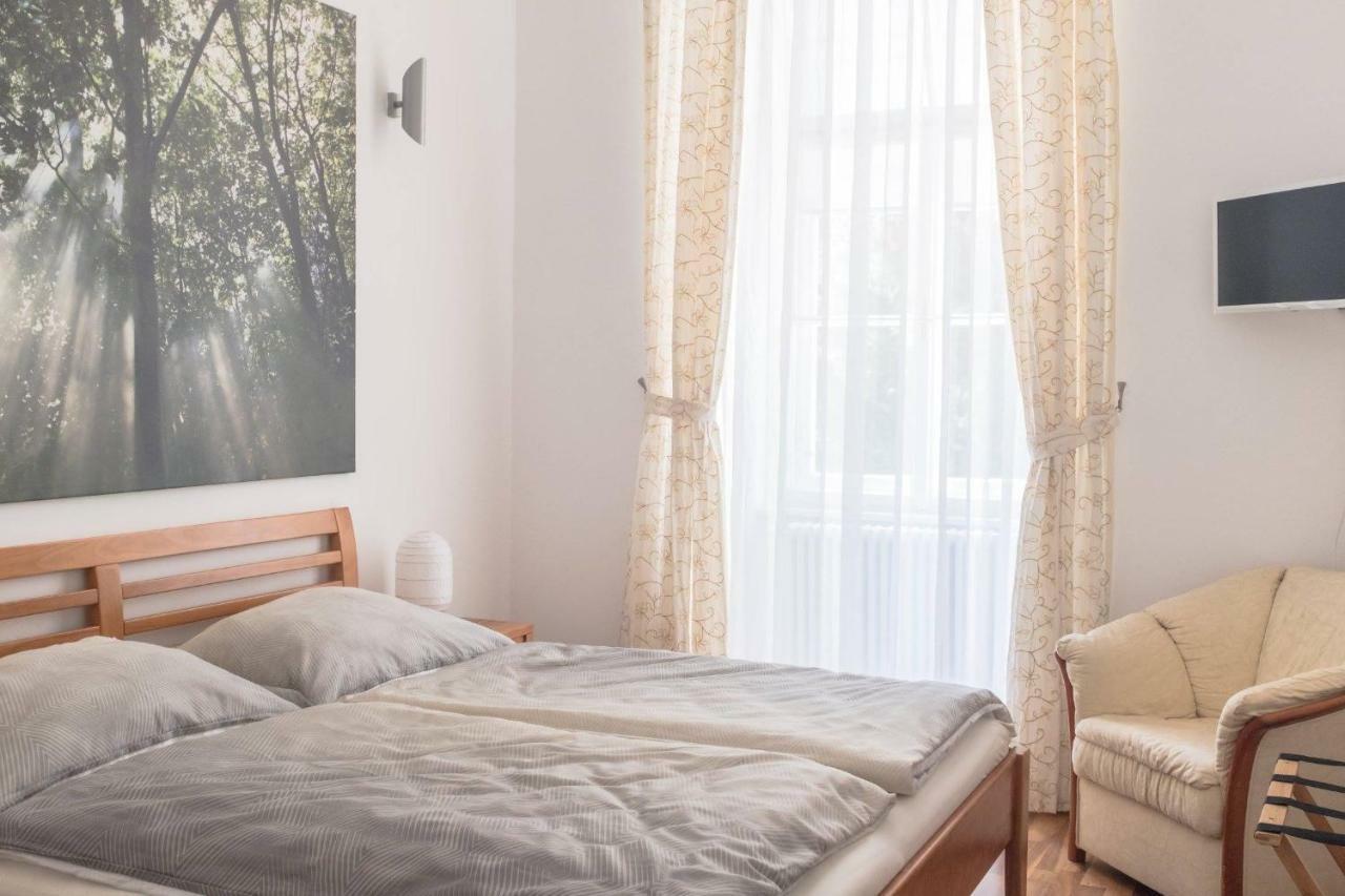 Spacious Old Town Luxury Apartment Linz Eksteriør billede